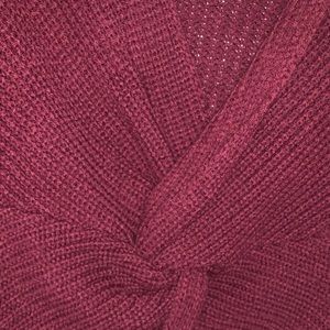 Long sleeve burgundy knit sweater